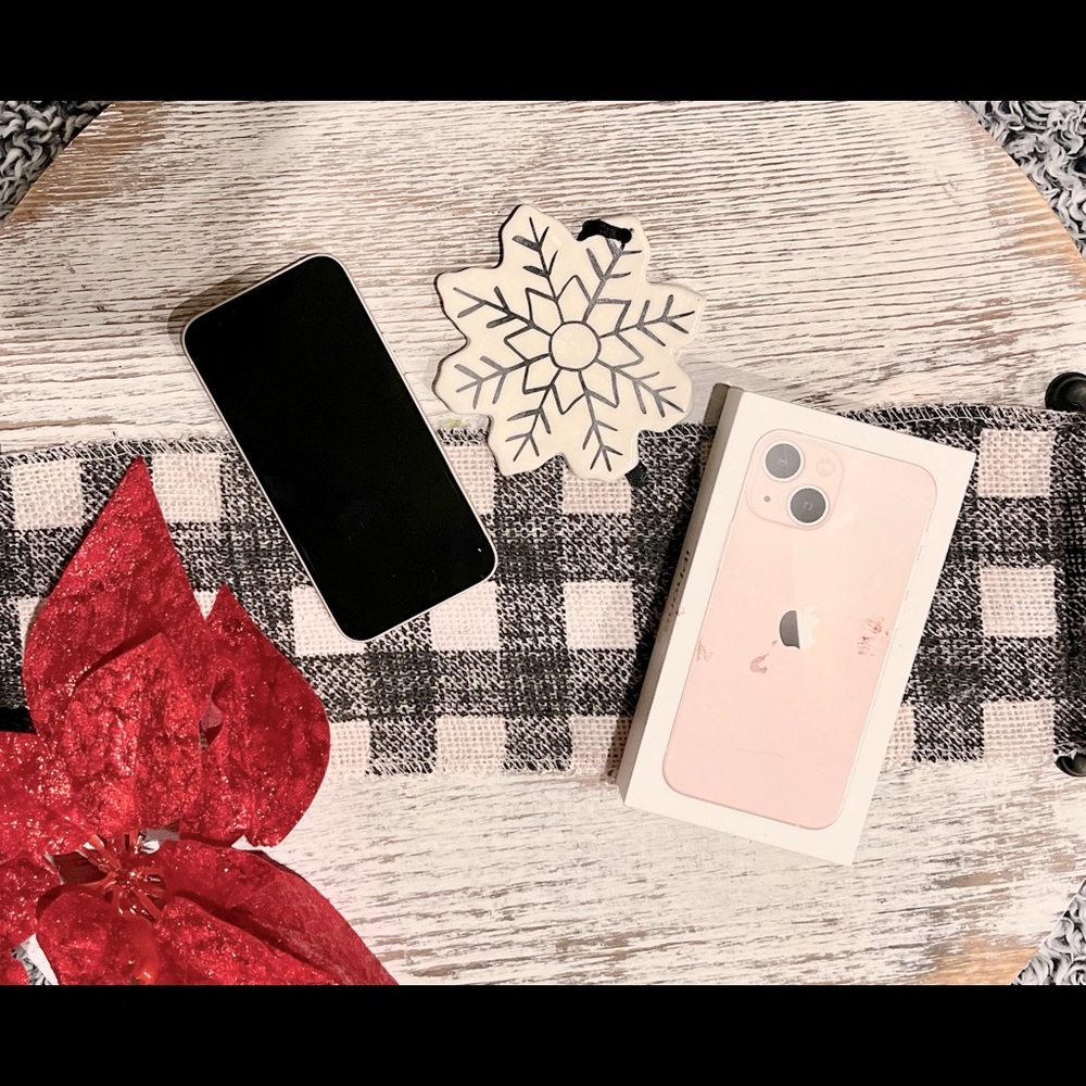 NWB iPhone 13 Mini 5G 128G AT&T